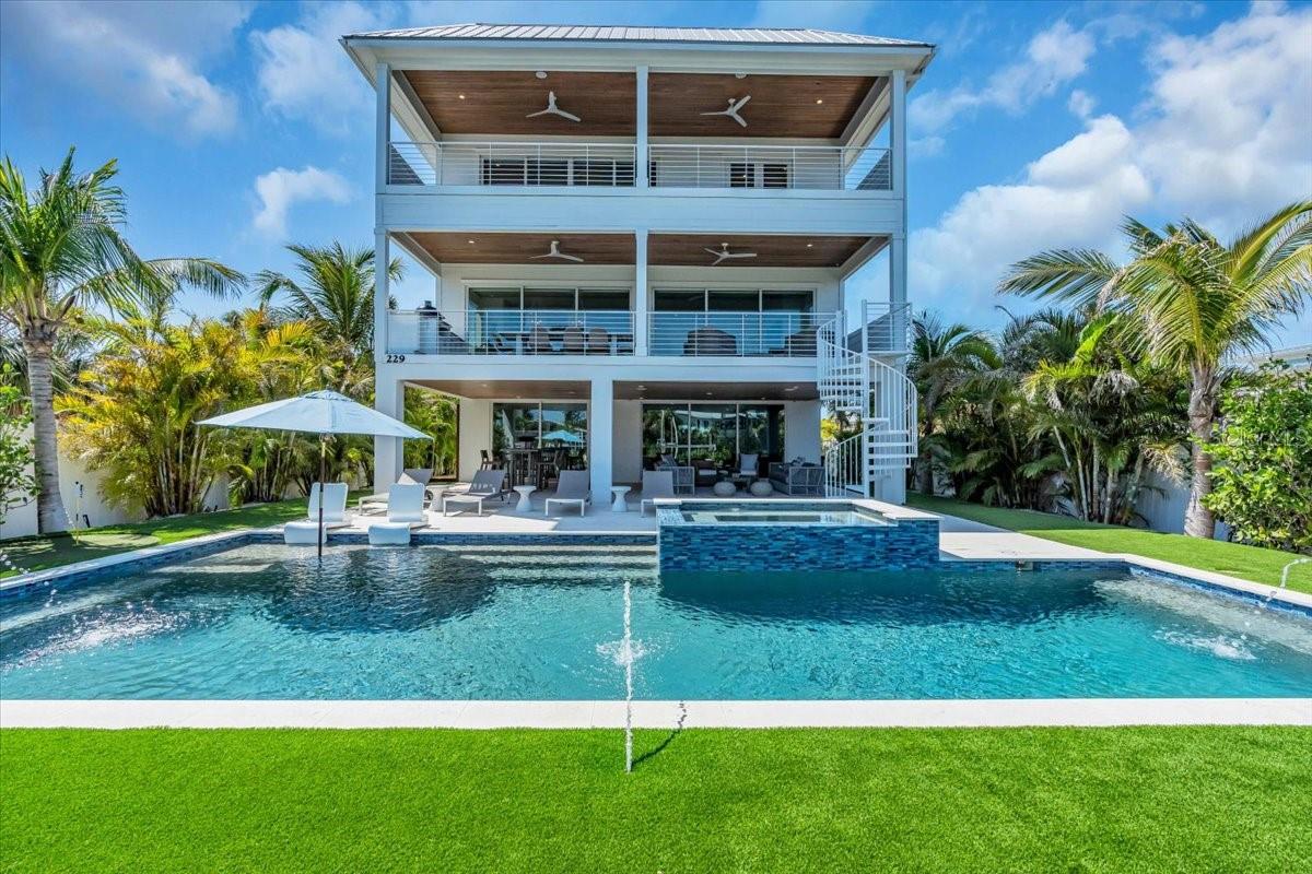 229 WILLOW AVE, ANNA MARIA, FL — photo 4