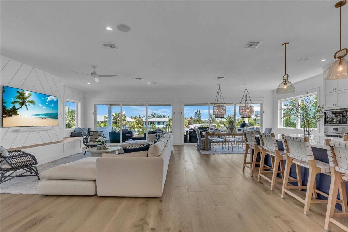 229 WILLOW AVE, ANNA MARIA, FL — photo 23