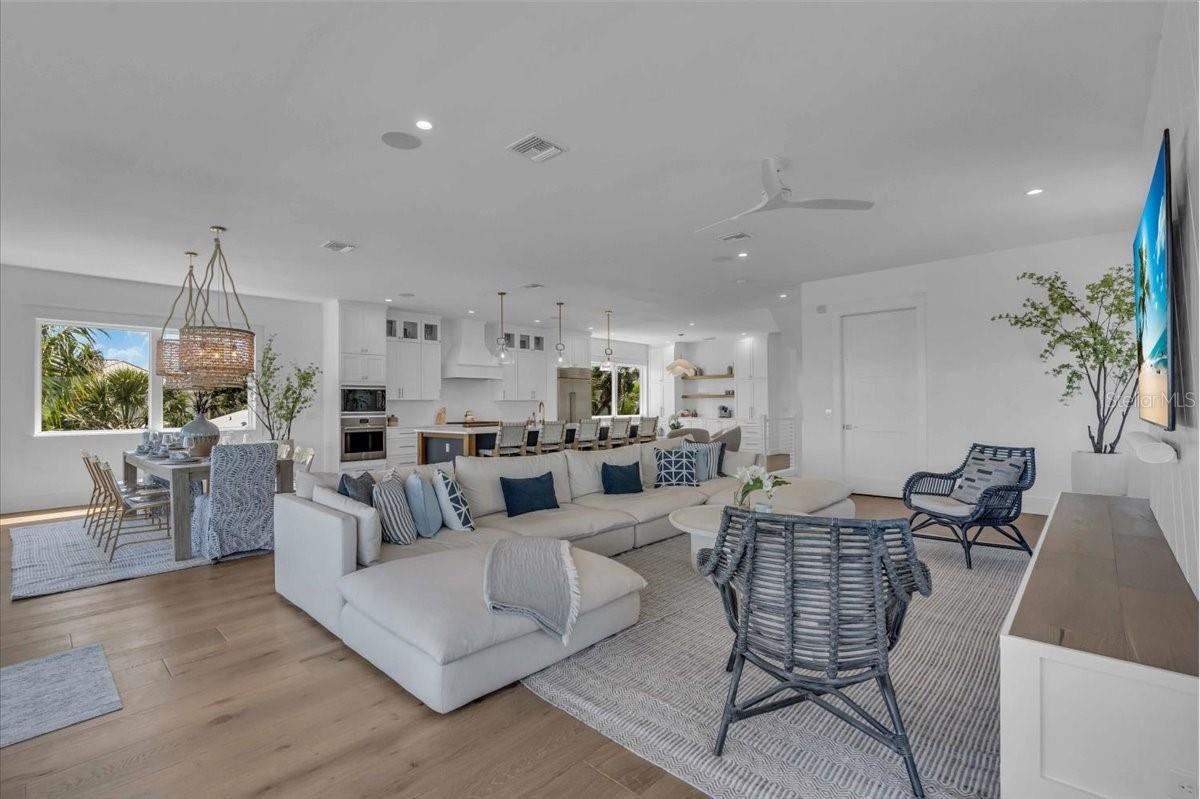 229 WILLOW AVE, ANNA MARIA, FL — photo 26