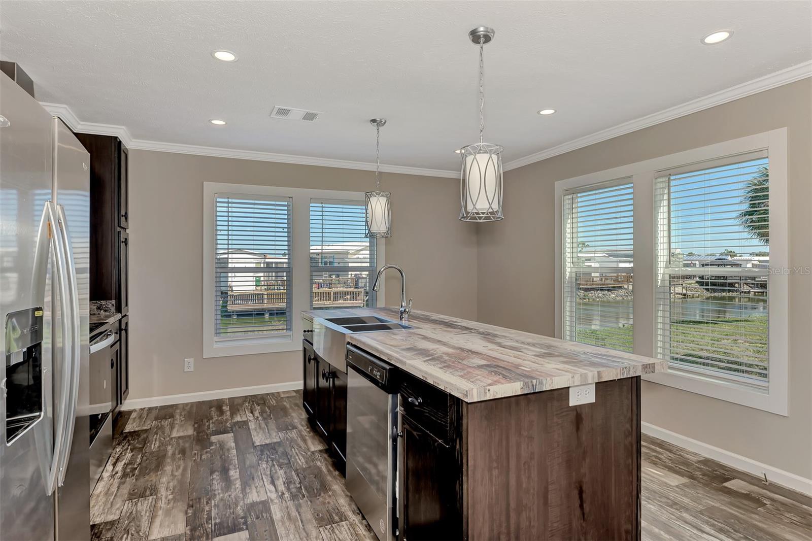 1391 FLAMINGO DR, ENGLEWOOD, FL — photo 47