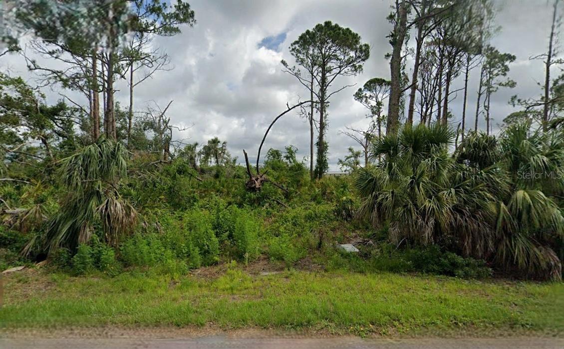 15484 WHITEHALL AVE, PORT CHARLOTTE, FL