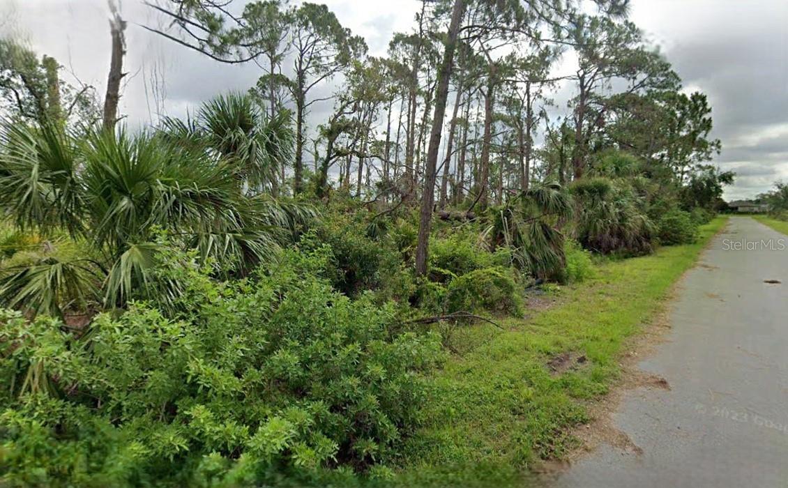 15484 WHITEHALL AVE, PORT CHARLOTTE, FL — photo 2