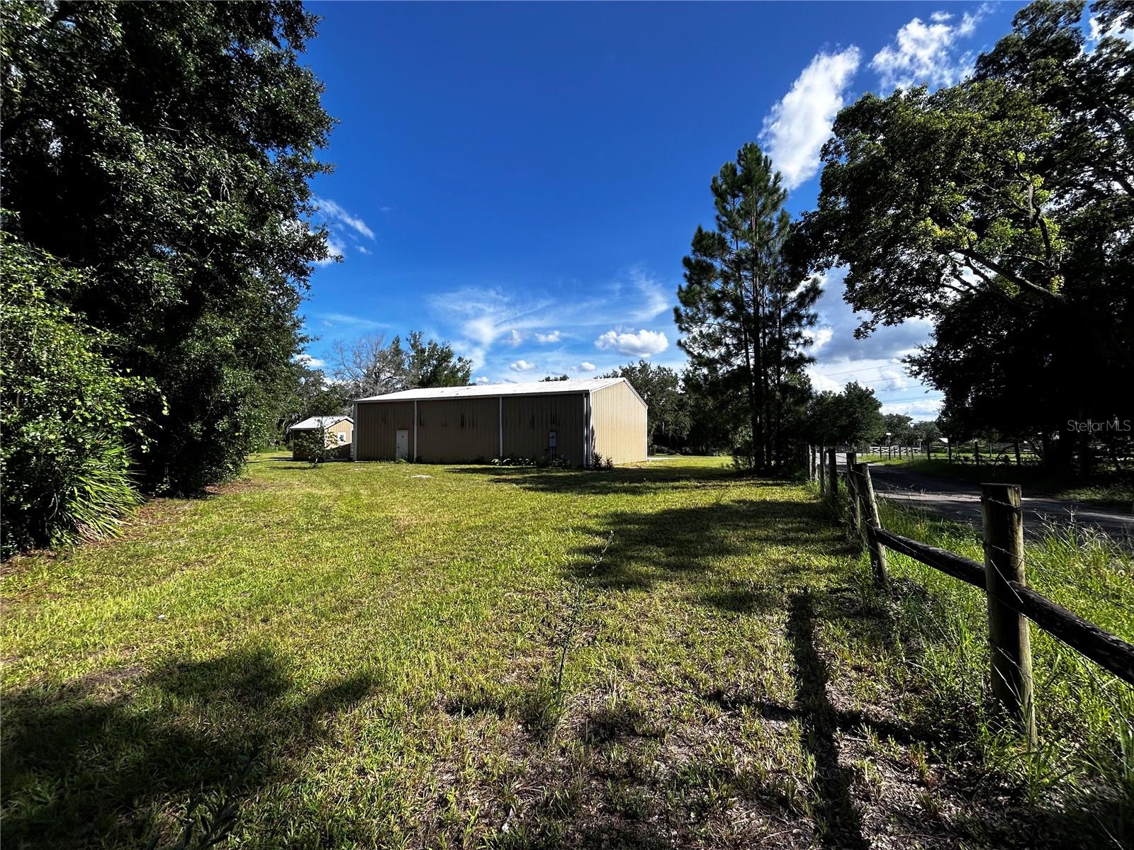 15401 CO RD 450, UMATILLA, FL — photo 20