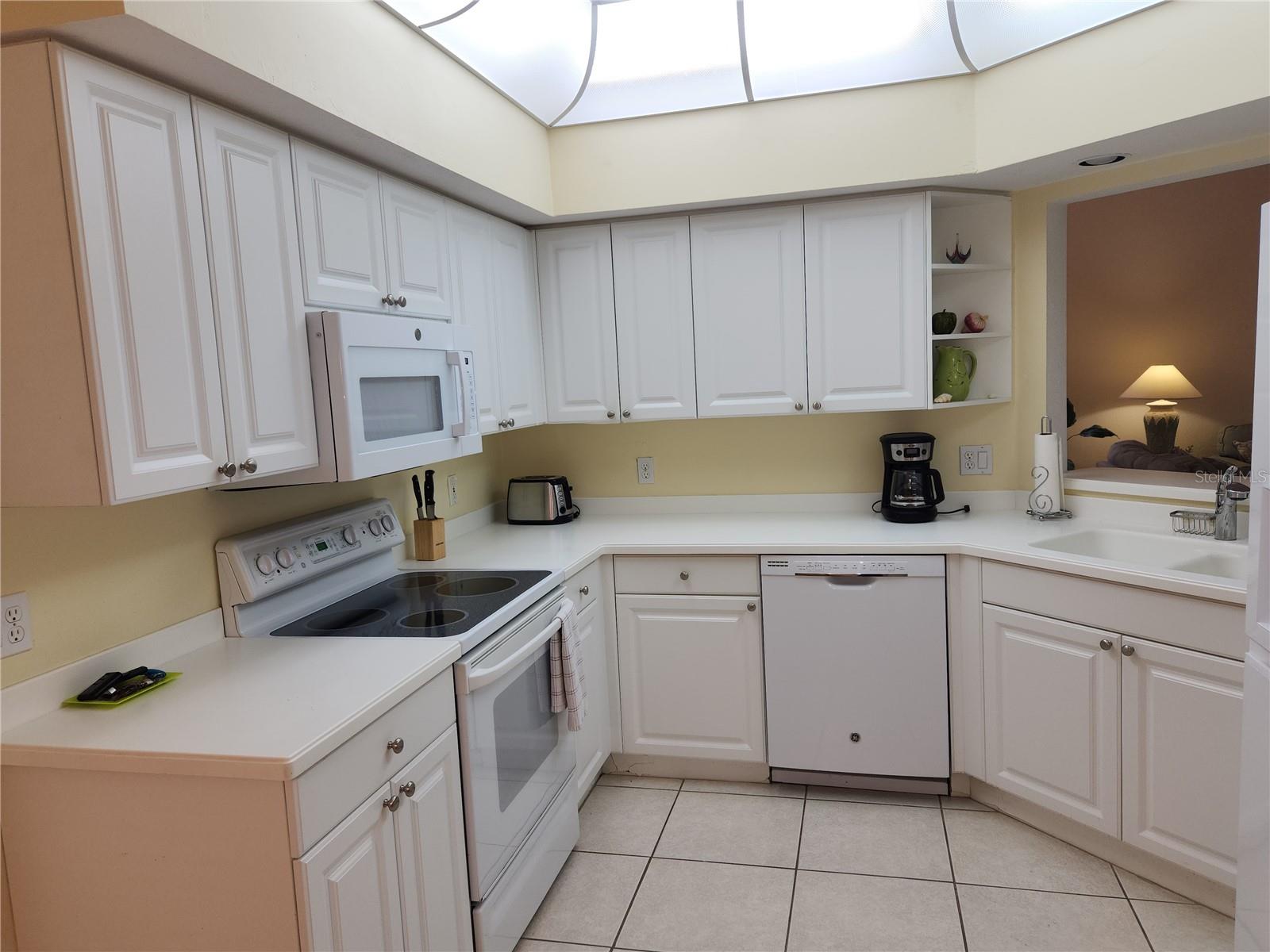 6872 FAIRVIEW TER #101, BRADENTON, FL — photo 8