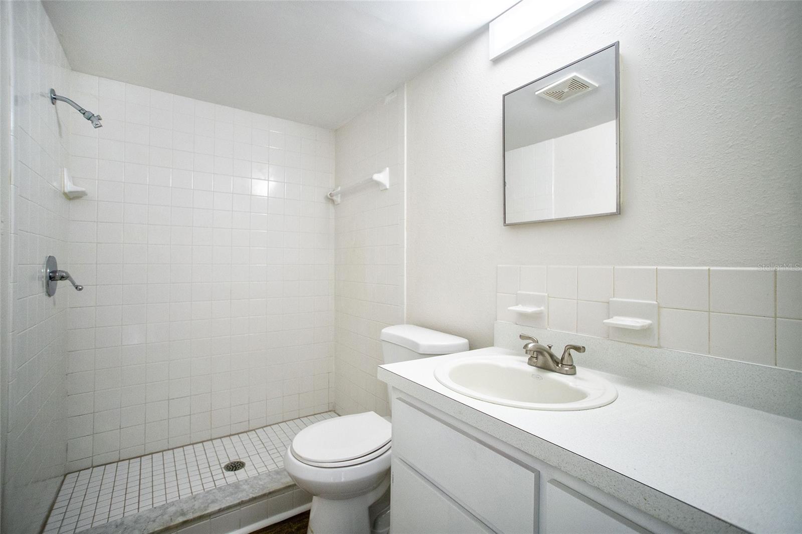 6062 22ND AVE N #5, ST PETERSBURG, FL — photo 15
