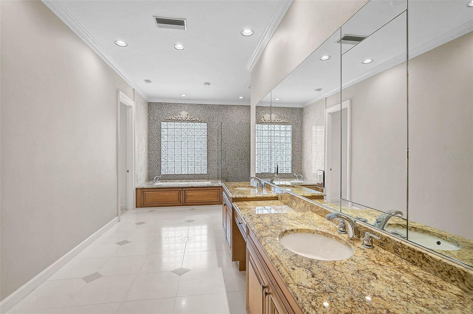 852 MACEWEN DR, OSPREY, FL — photo 27