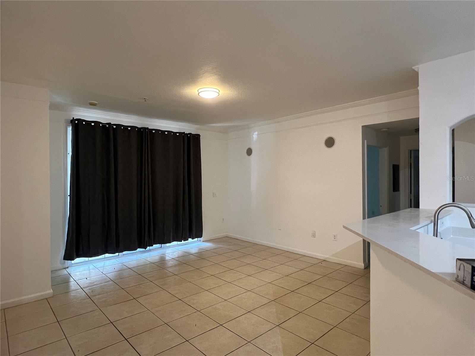 6685 QUEENS BOROUGH AVE #101, ORLANDO, FL — photo 2