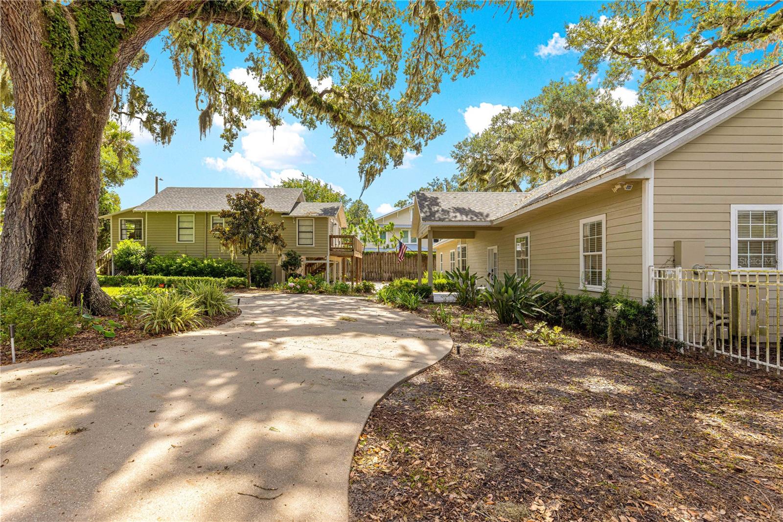 12360 E HIGHWAY 25, OCKLAWAHA, FL — photo 7