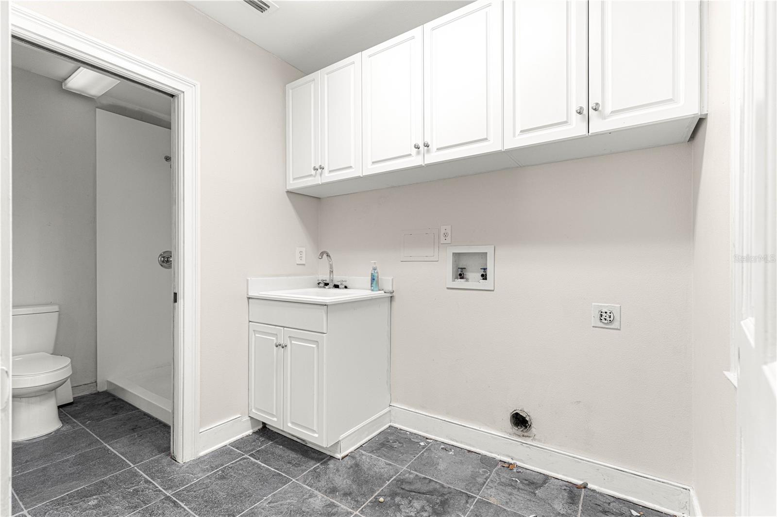 12360 E HIGHWAY 25, OCKLAWAHA, FL — photo 48