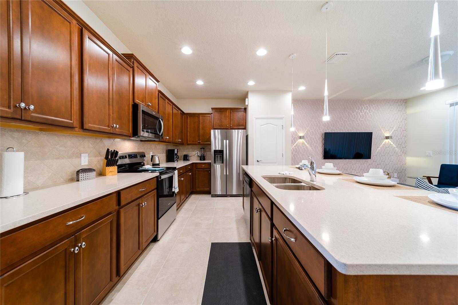 2422 DUBAI ST, KISSIMMEE, FL — photo 9