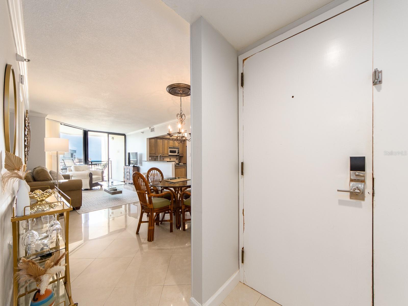 690 ISLAND WAY #1011, CLEARWATER BEACH, FL — photo 2