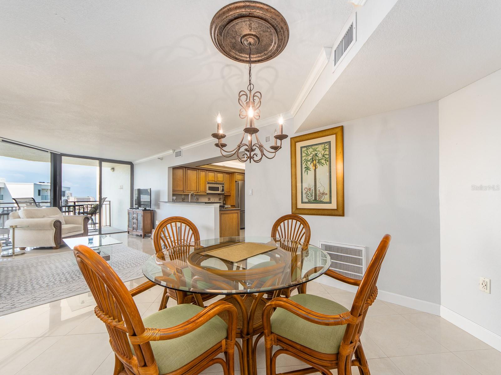 690 ISLAND WAY #1011, CLEARWATER BEACH, FL — photo 9
