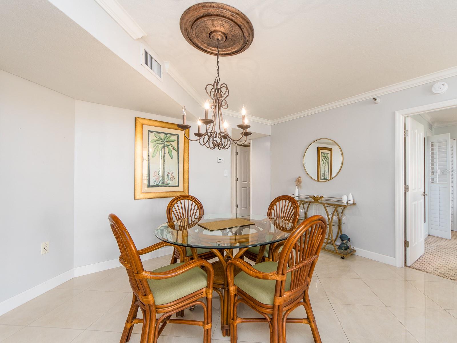690 ISLAND WAY #1011, CLEARWATER BEACH, FL — photo 11
