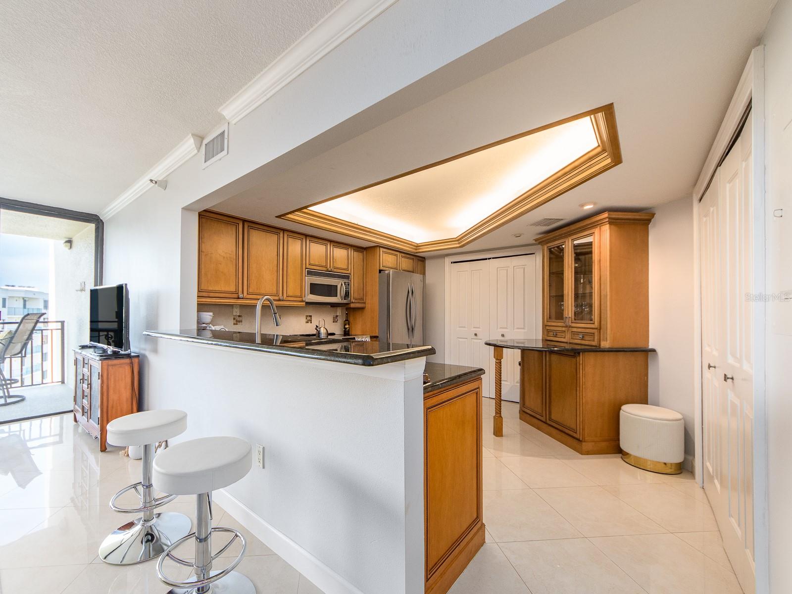 690 ISLAND WAY #1011, CLEARWATER BEACH, FL — photo 12