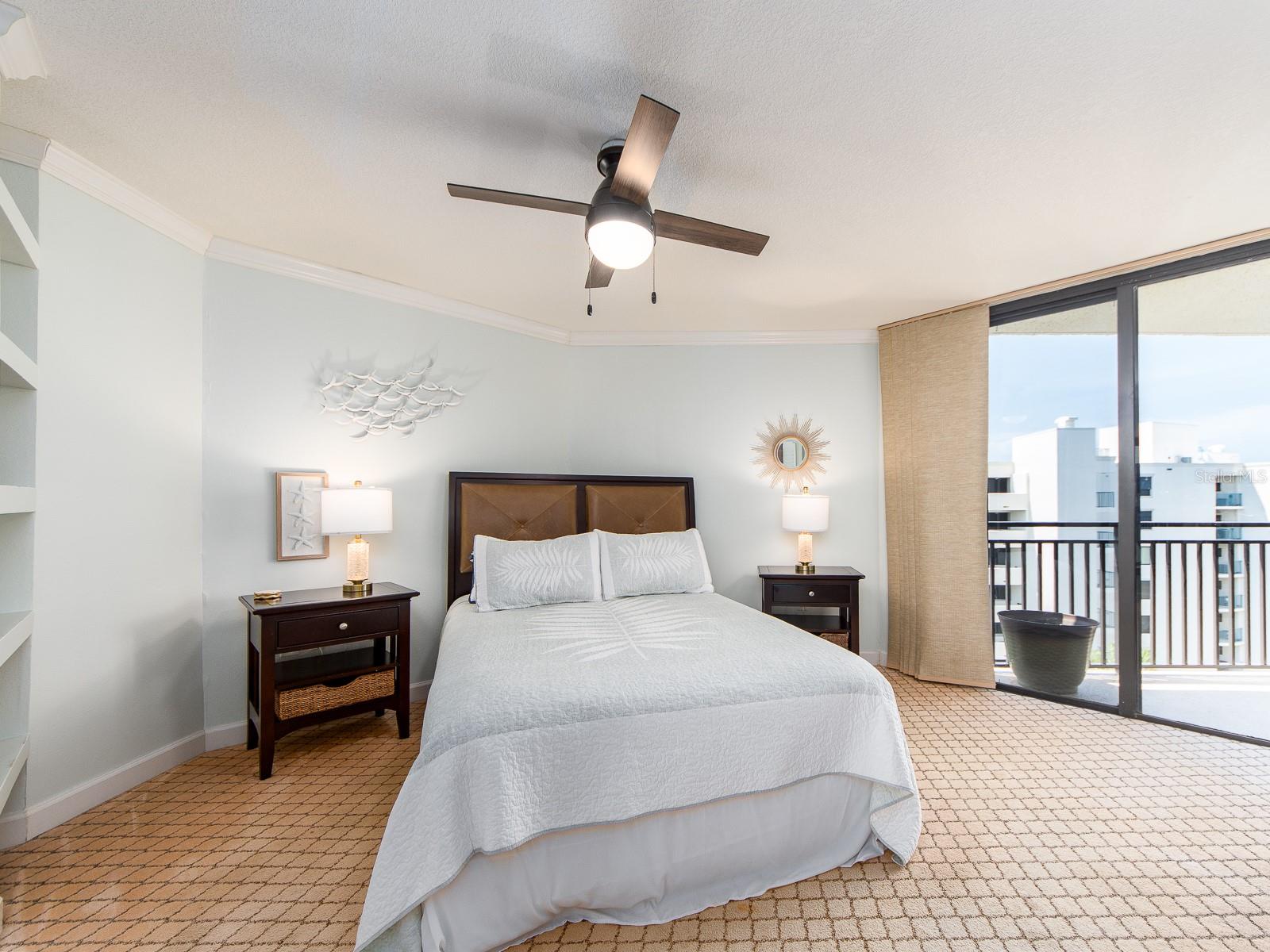 690 ISLAND WAY #1011, CLEARWATER BEACH, FL — photo 17