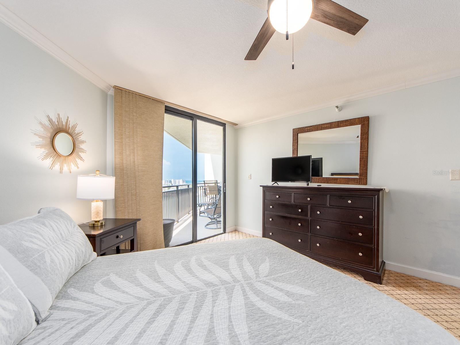 690 ISLAND WAY #1011, CLEARWATER BEACH, FL — photo 19
