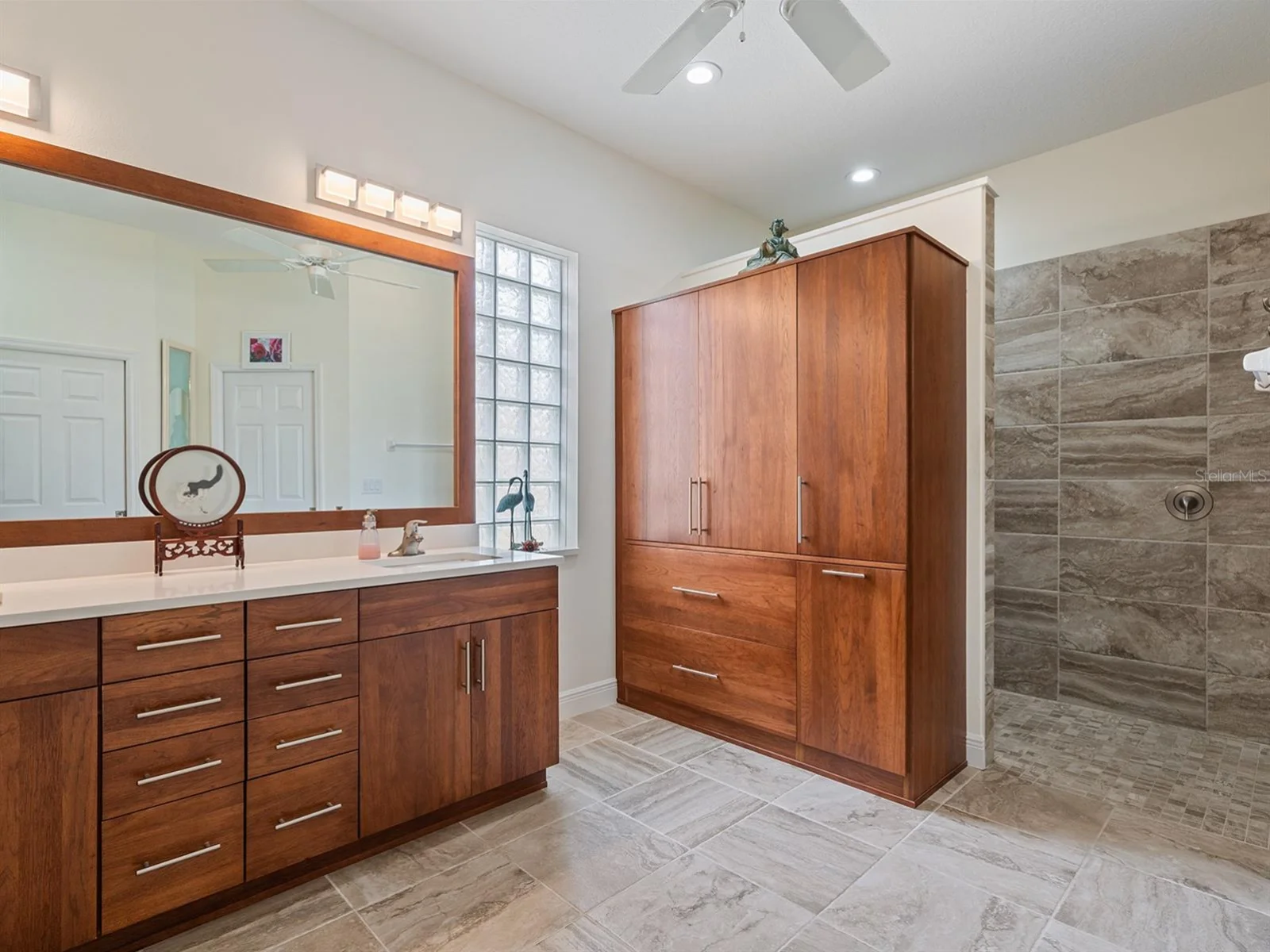 8348 BRIDGEPORT BAY CIR, MOUNT DORA, FL — photo 10