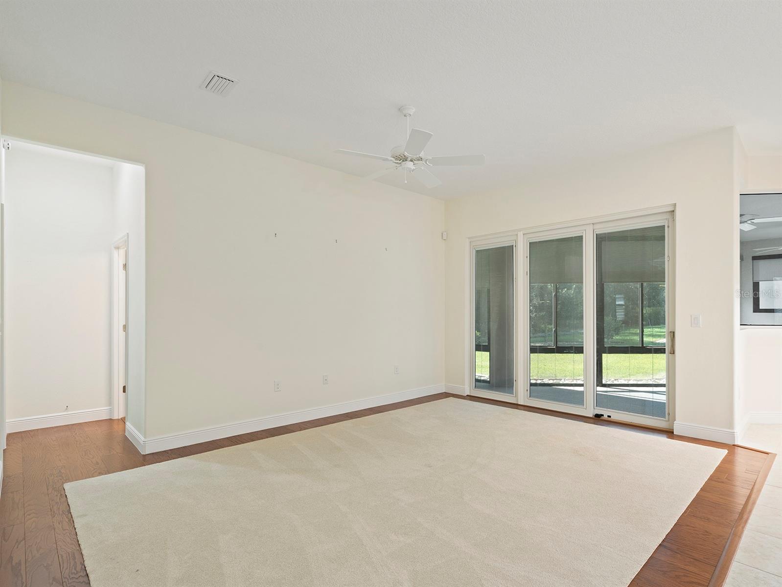 8348 BRIDGEPORT BAY CIR, MOUNT DORA, FL — photo 40