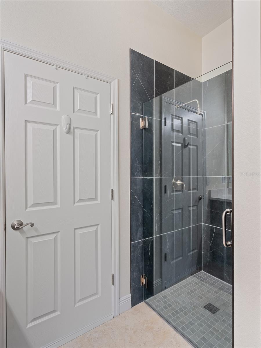 8348 BRIDGEPORT BAY CIR, MOUNT DORA, FL — photo 58