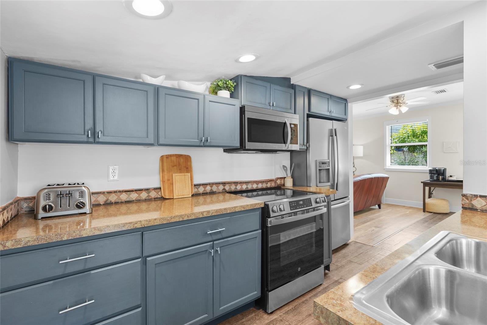 2705 2ND AVE W, BRADENTON, FL — photo 26