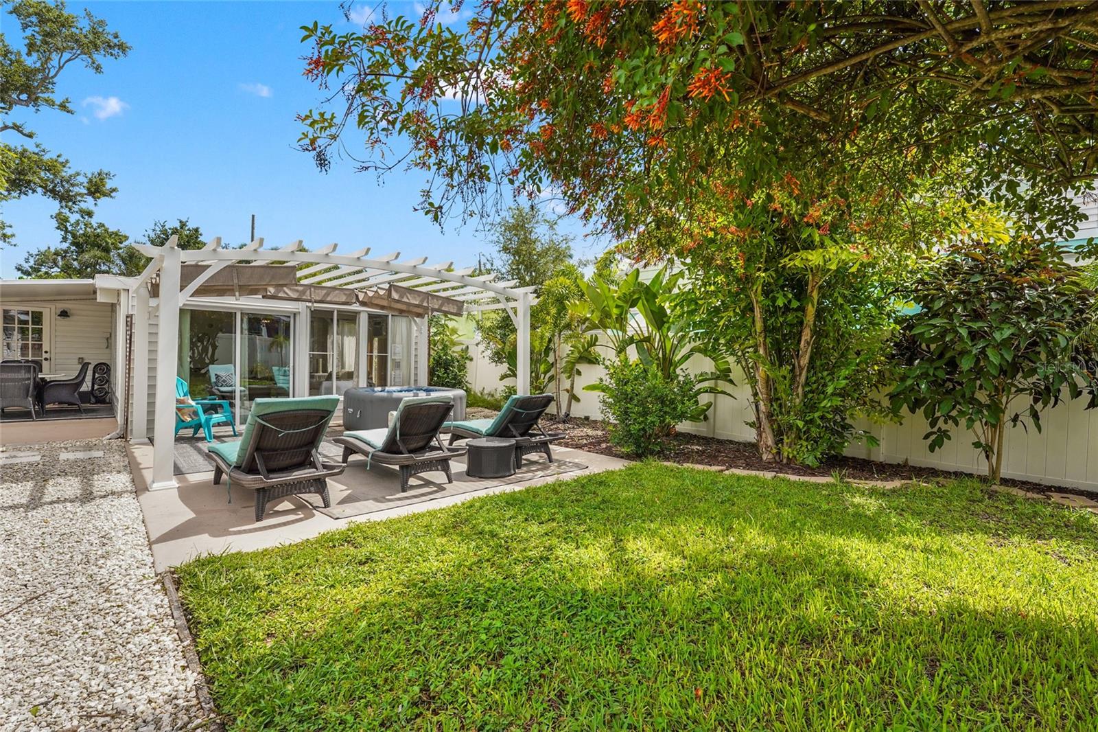 2705 2ND AVE W, BRADENTON, FL — photo 56