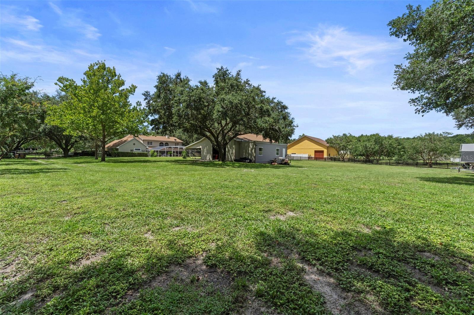 32137 WOLF BRANCH LN, SORRENTO, FL — photo 168