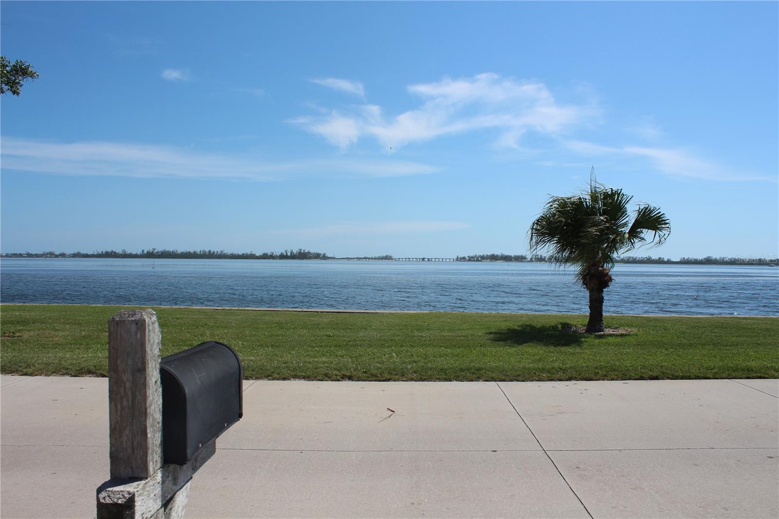 10315 CORTEZ RD W #1/2 BV, BRADENTON, FL — photo 9