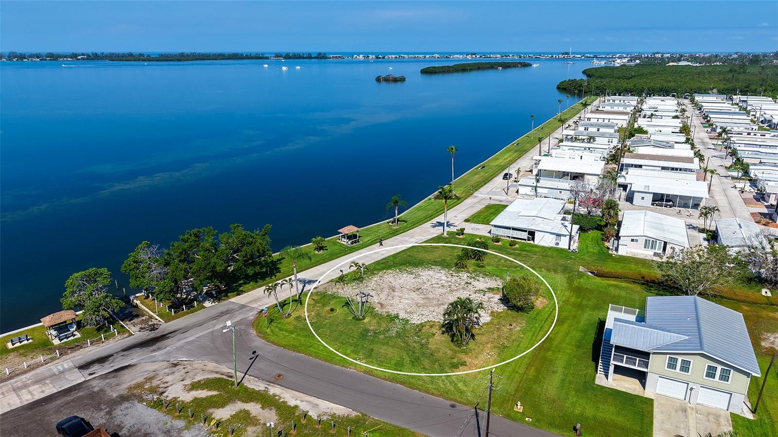 10315 CORTEZ RD W #1/2 BV, BRADENTON, FL — photo 23
