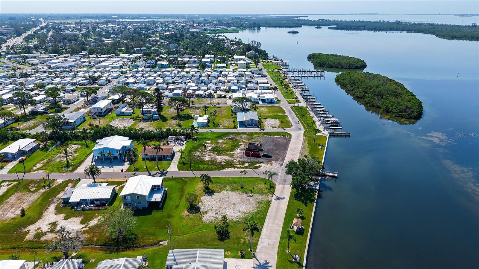 10315 CORTEZ RD W #1/2 BV, BRADENTON, FL — photo 32