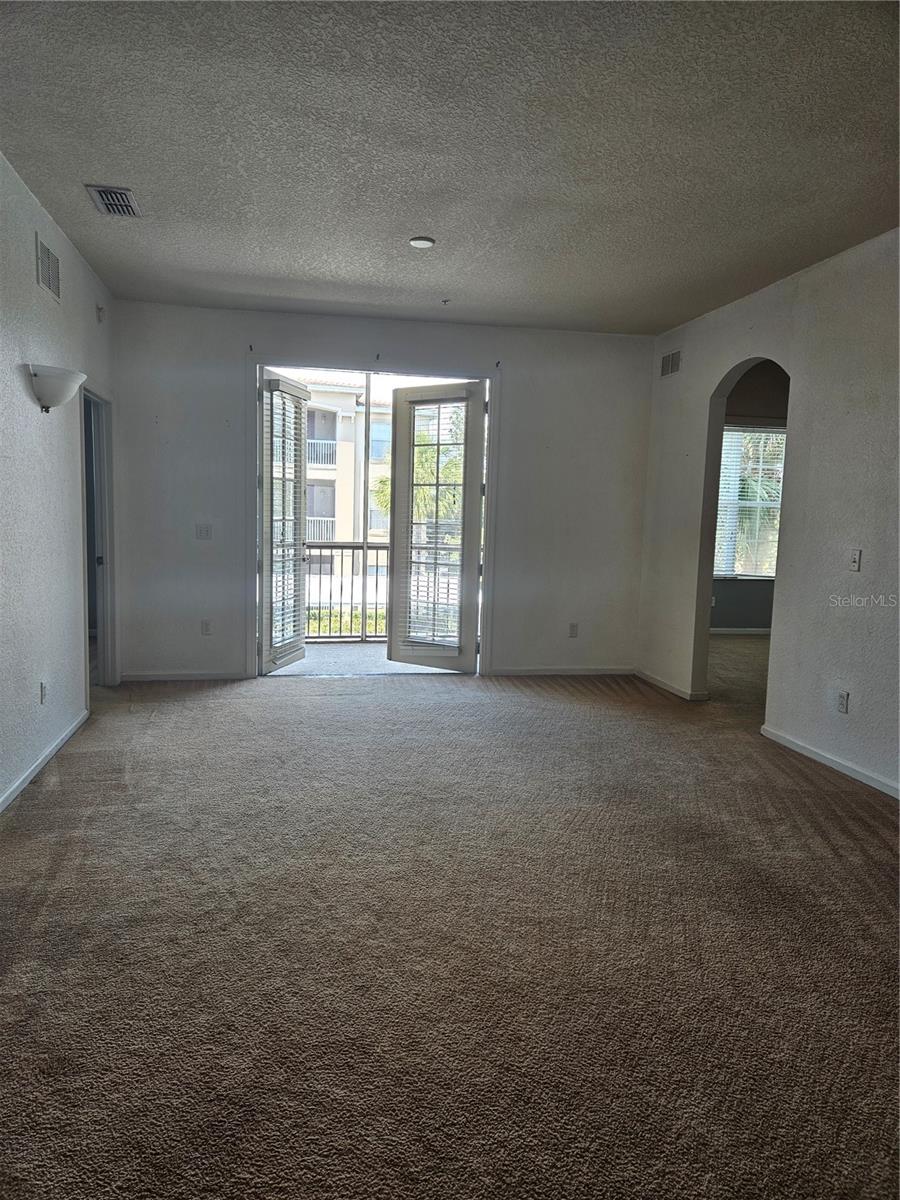 3001 LAUREL PARK LN #201, KISSIMMEE, FL — photo 3