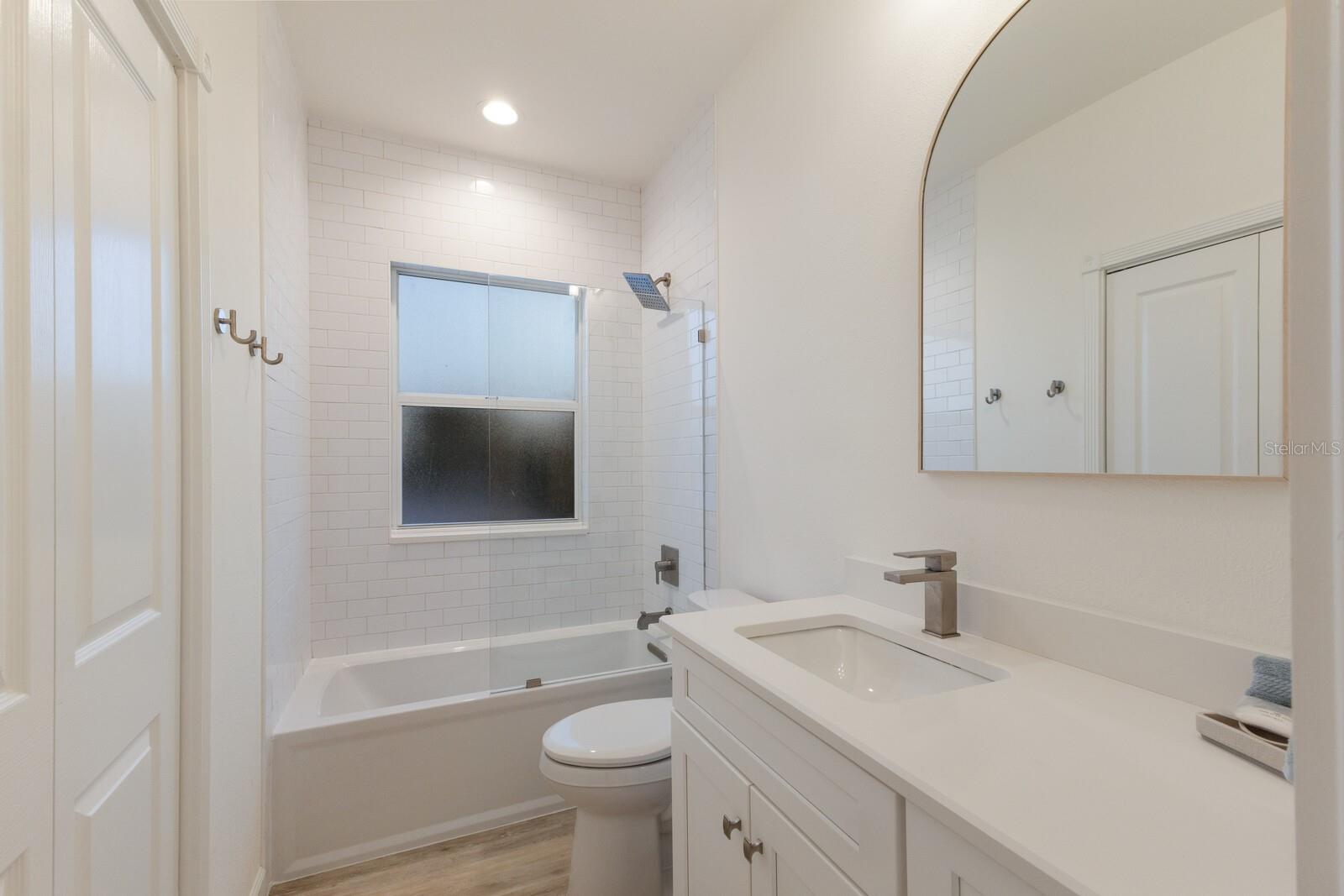 212 OAK AVE, ANNA MARIA, FL — photo 34