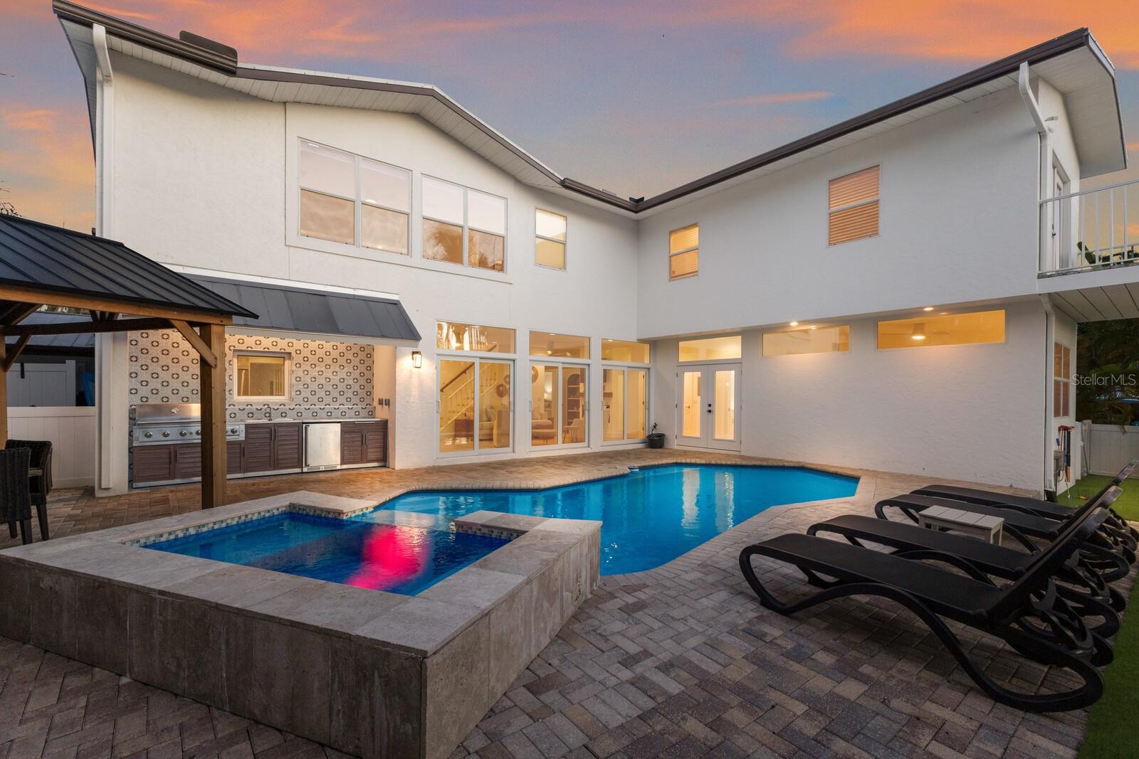 212 OAK AVE, ANNA MARIA, FL — photo 51