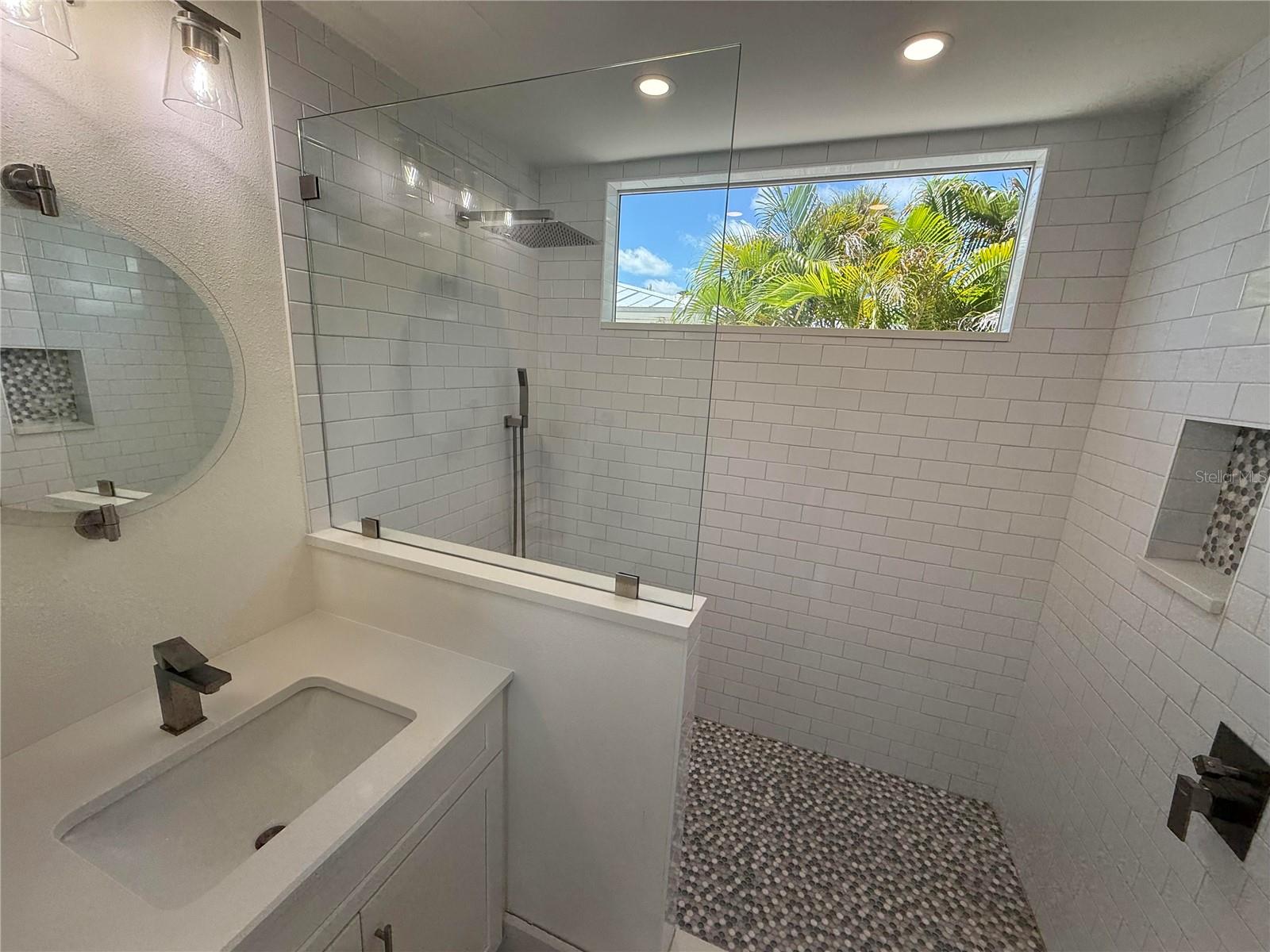 212 OAK AVE, ANNA MARIA, FL — photo 23