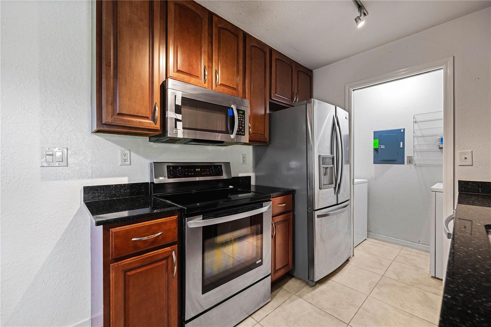 10263 GANDY BLVD N #2405, ST PETERSBURG, FL — photo 9