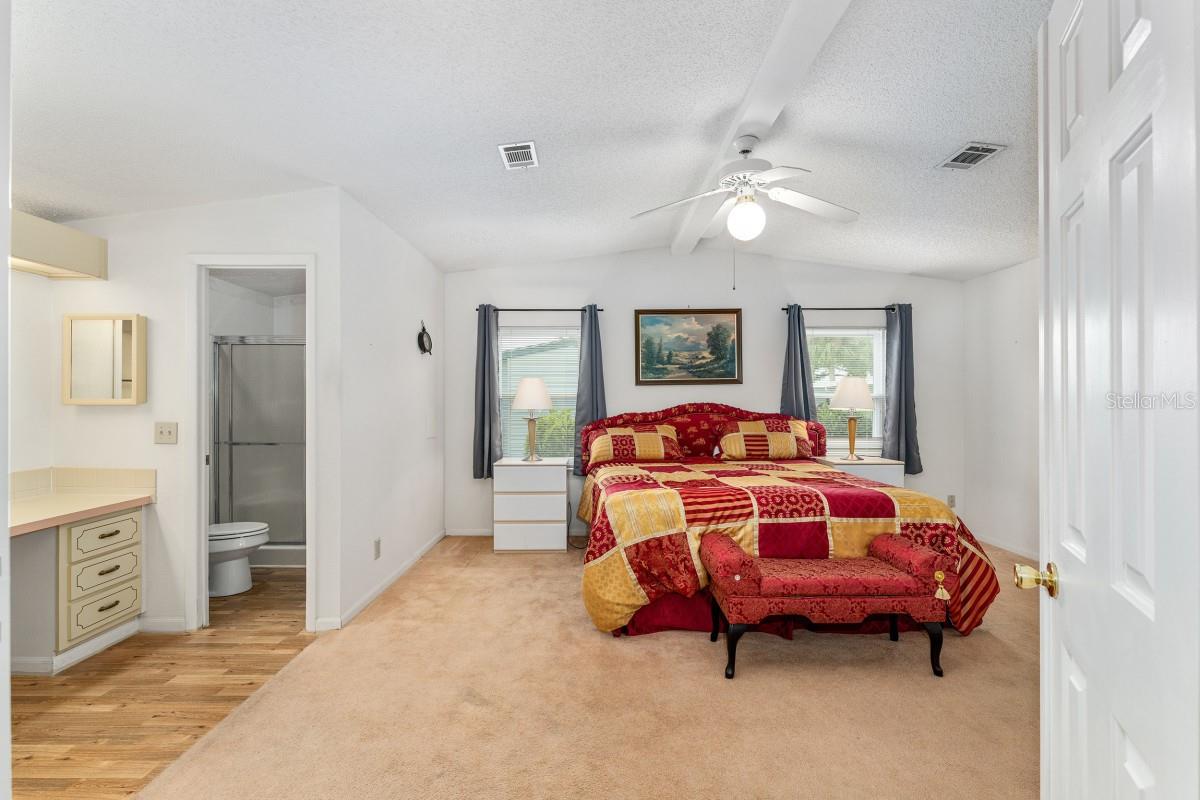 1117 PARADISE DR, LADY LAKE, FL — photo 34