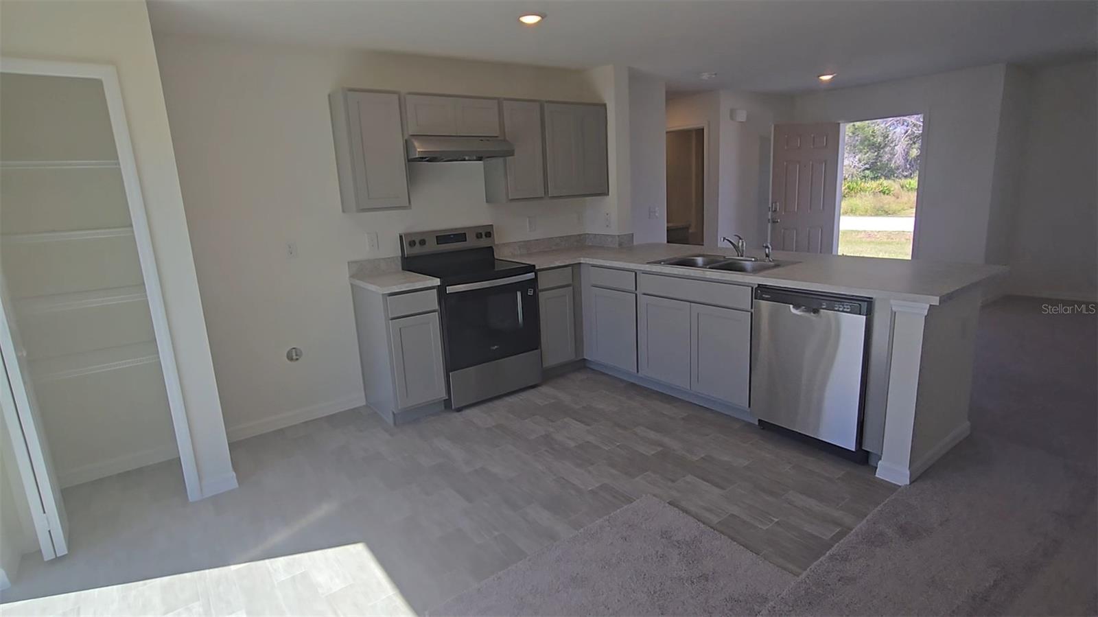 410 DANUBE DR, POINCIANA, FL — photo 4