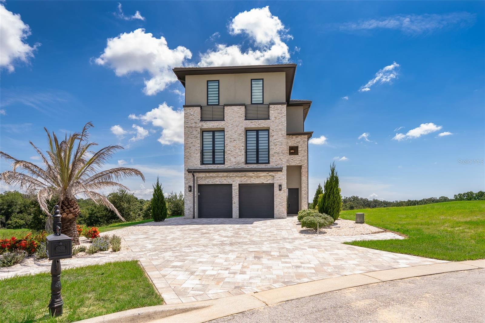 16338 RAVENNA CT, BELLA COLLINA, FL