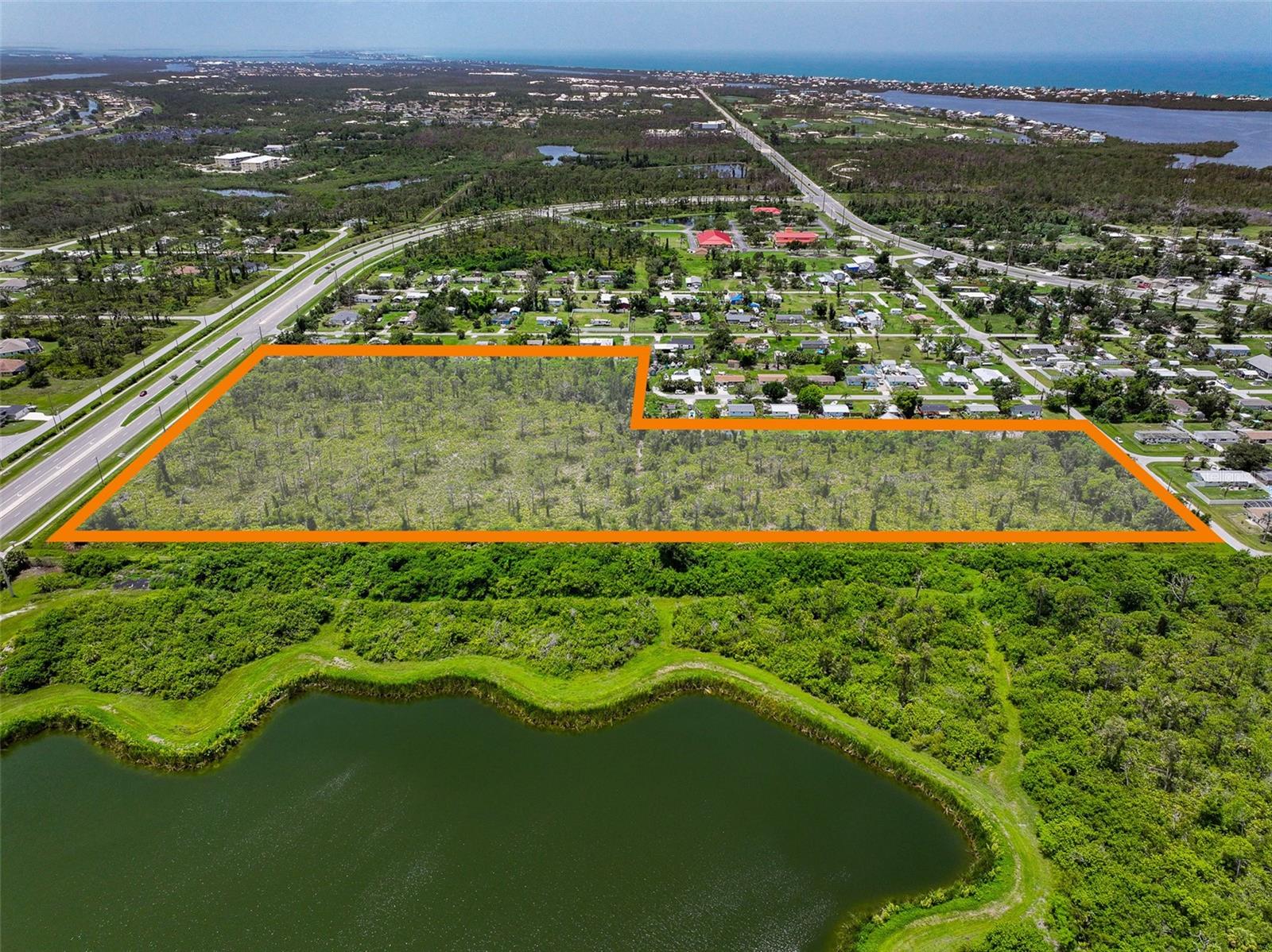 8399 CYPRESS RD, ENGLEWOOD, FL — photo 2