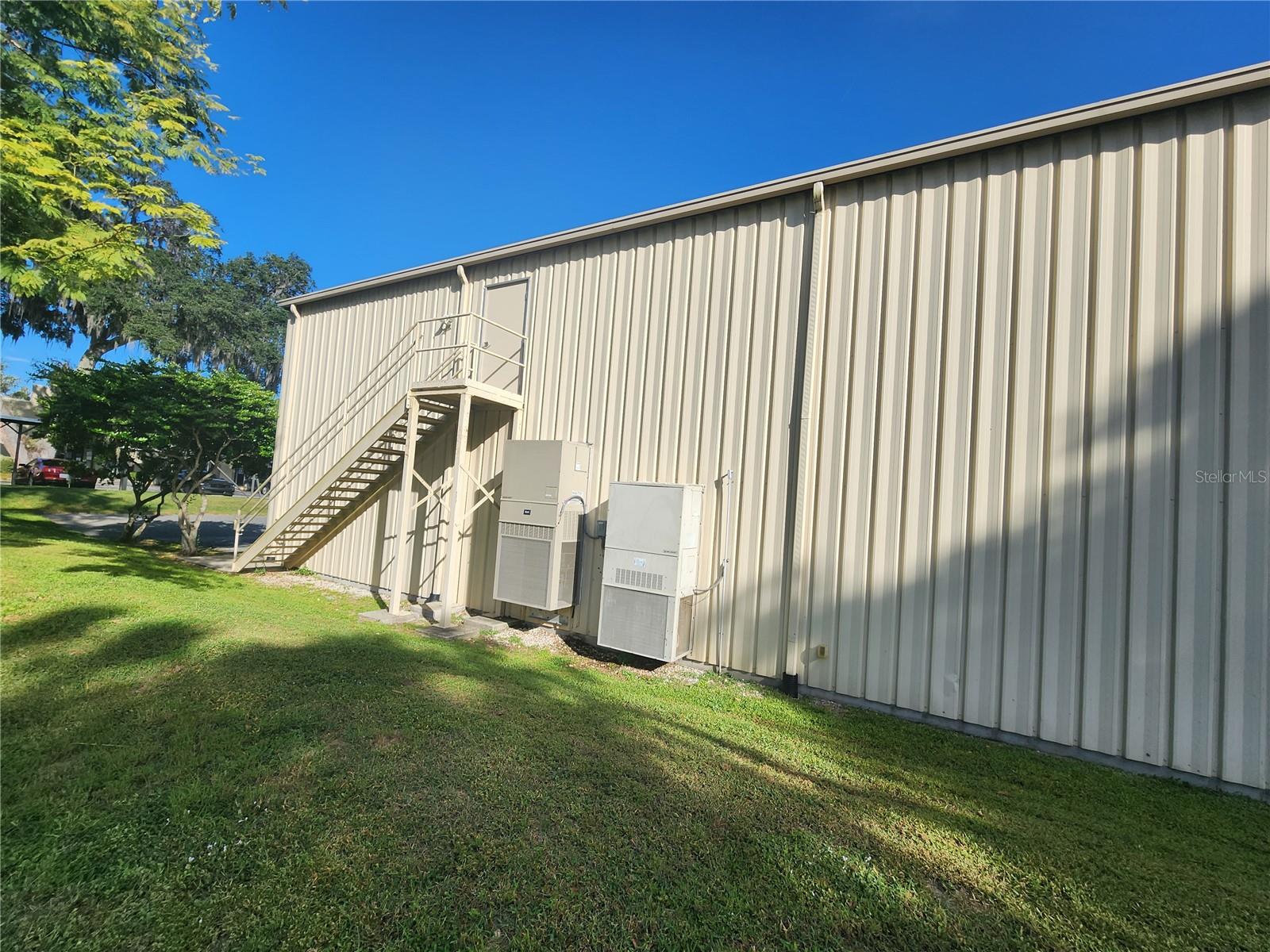 711 N 3RD ST, LEESBURG, FL — photo 15