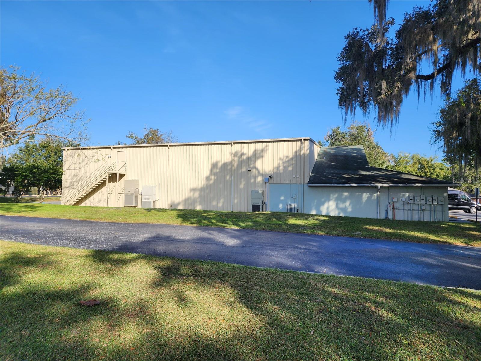 711 N 3RD ST, LEESBURG, FL — photo 22