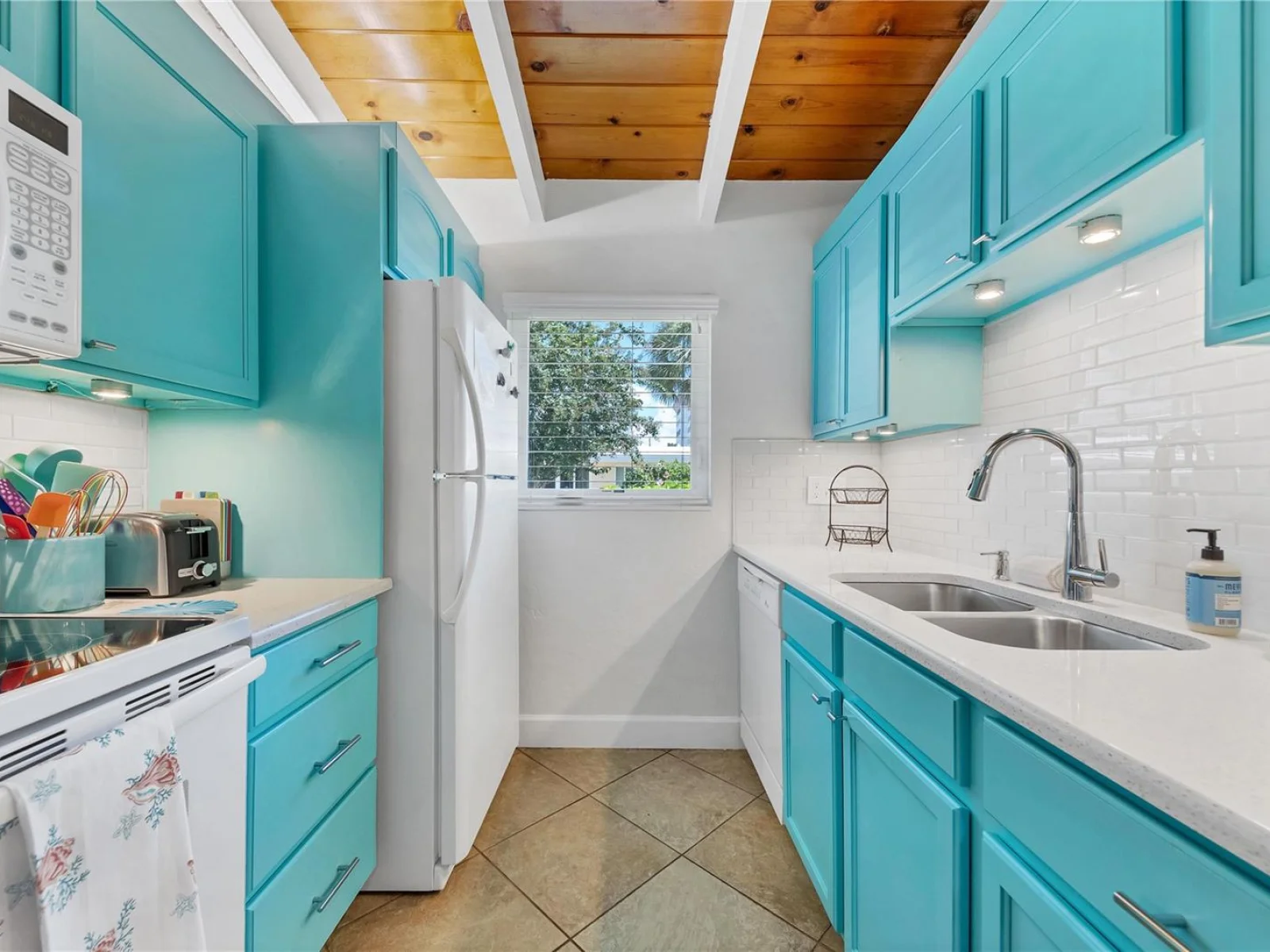 6006 MIDNIGHT PASS RD #16, SARASOTA, FL — photo 13