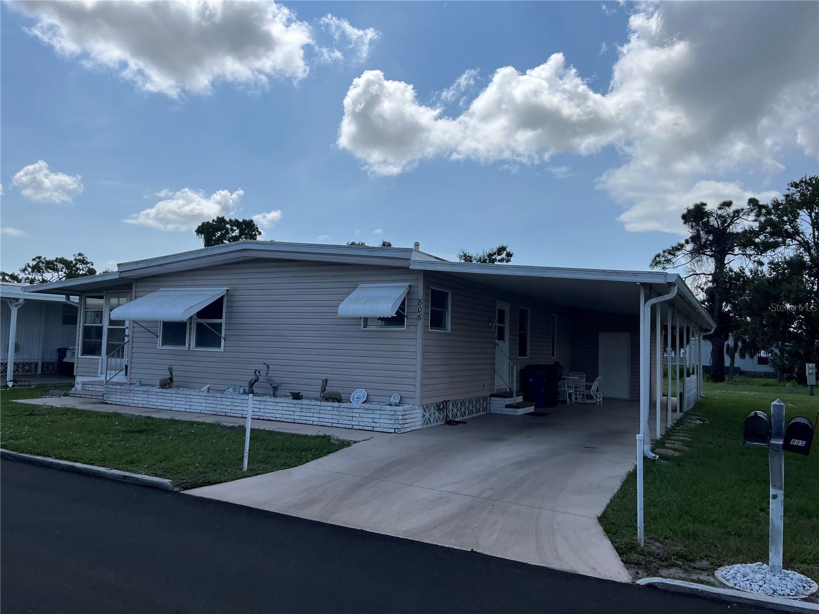 806 JOLANDA CIR, VENICE, FL