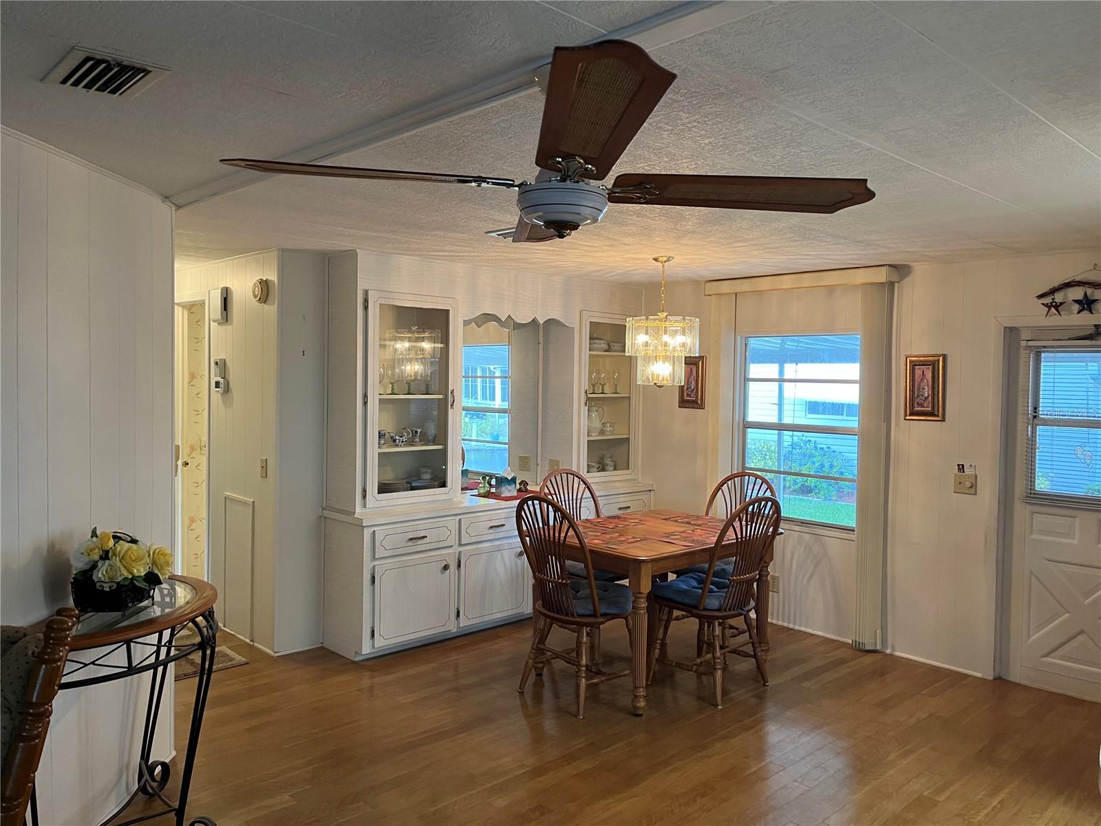 806 JOLANDA CIR, VENICE, FL — photo 36