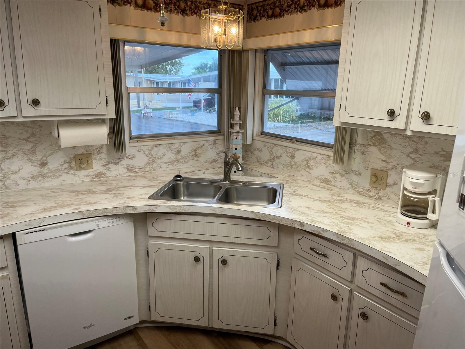 806 JOLANDA CIR, VENICE, FL — photo 47