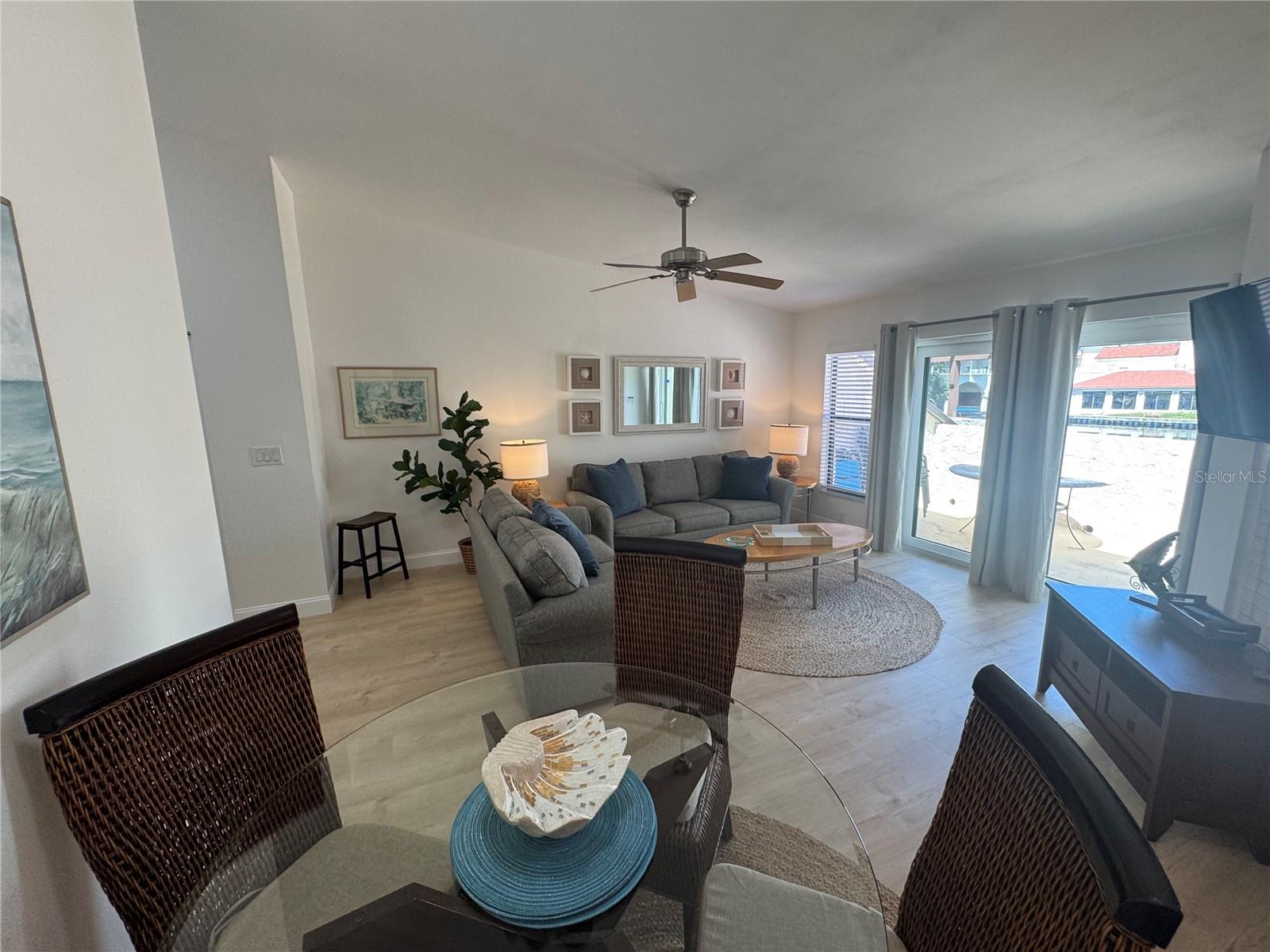 2571 CYPRUS DR #1-202, PALM HARBOR, FL — photo 2