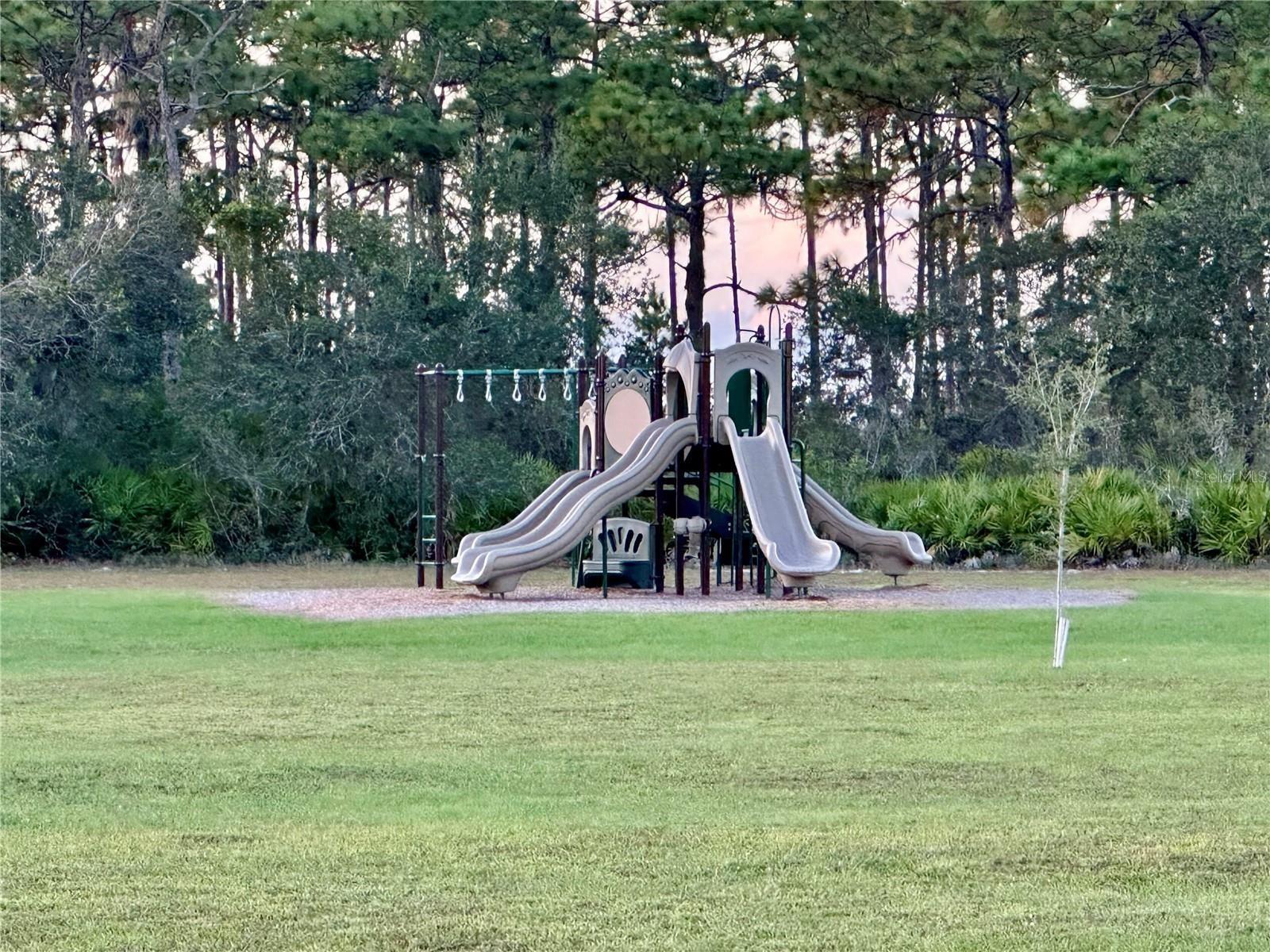 113 BOUGAINVILLE DR, INDIAN LAKE ESTATES, FL — photo 15
