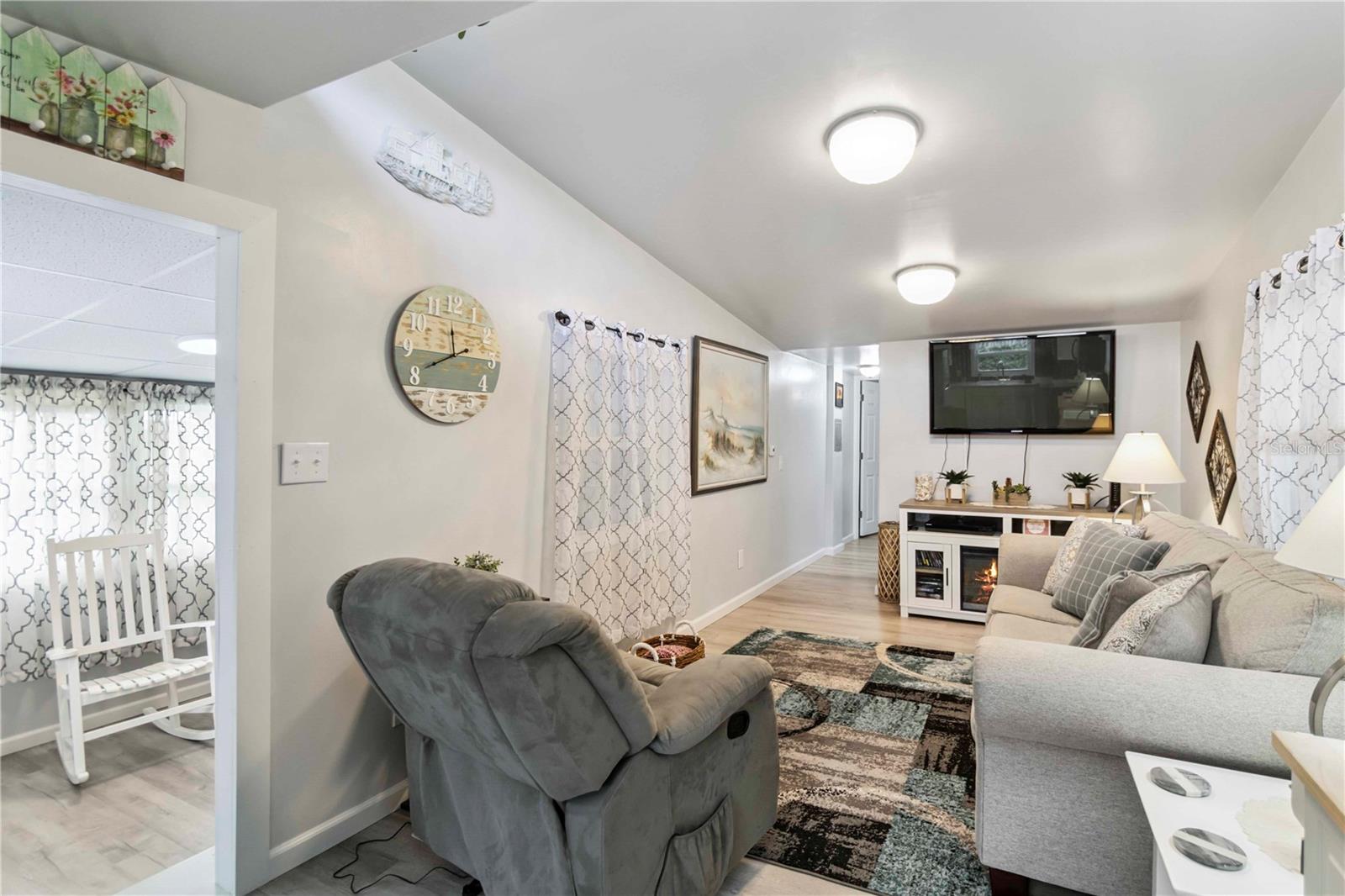1100 UNIVERSITY PKWY #54, SARASOTA, FL — photo 17