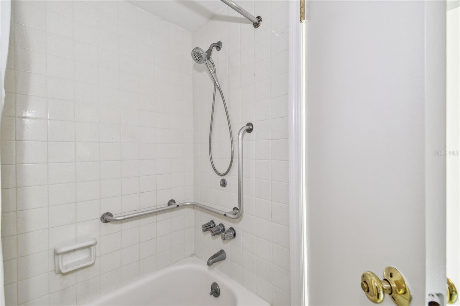 5095 BAY ST NE #103, ST PETERSBURG, FL — photo 30