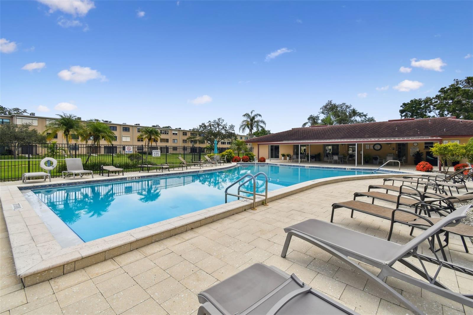 5095 BAY ST NE #103, ST PETERSBURG, FL — photo 41
