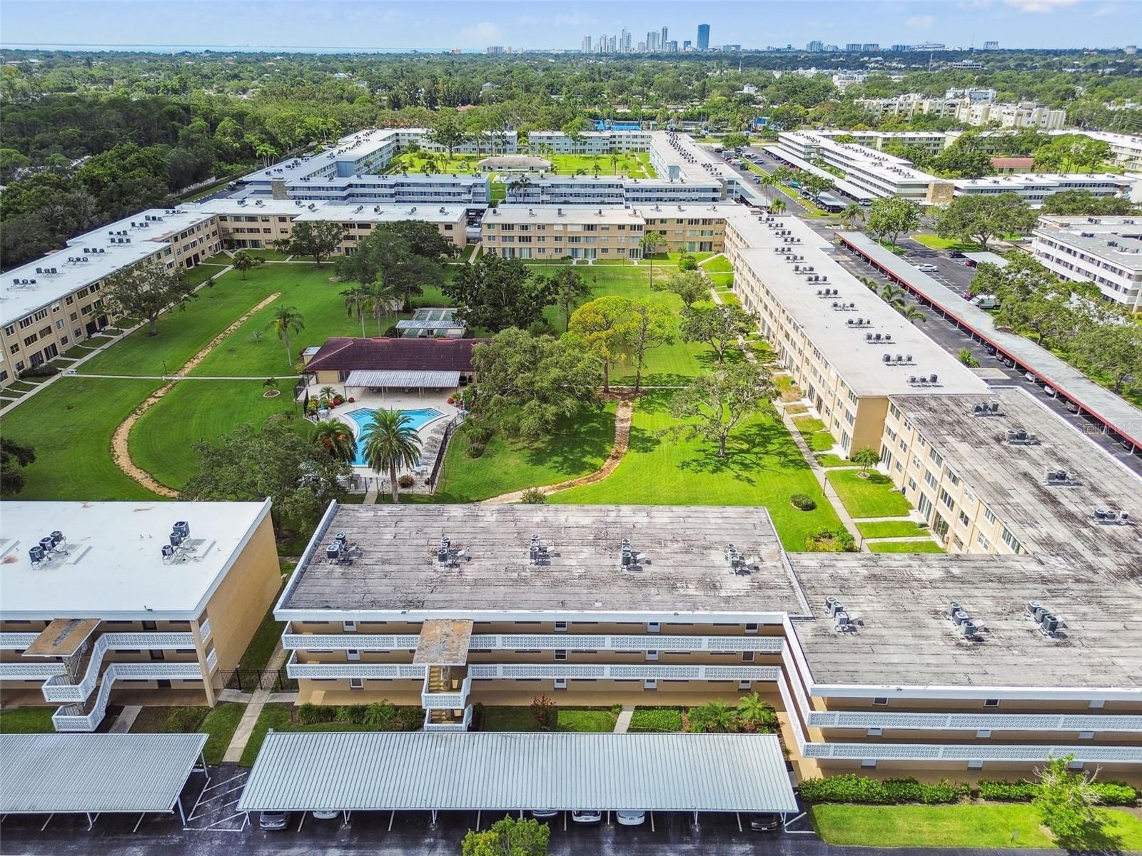 5095 BAY ST NE #103, ST PETERSBURG, FL — photo 48